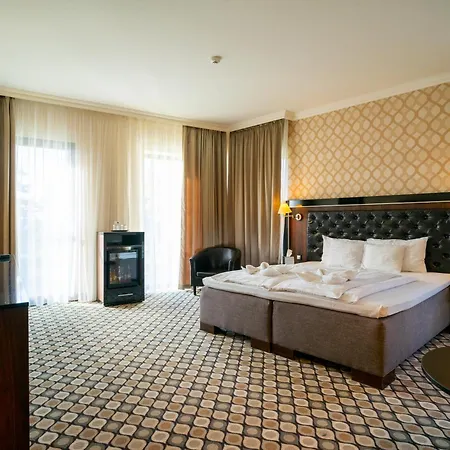 Hotel Castello & Thermal Spa Siklós Zewnętrze zdjęcie