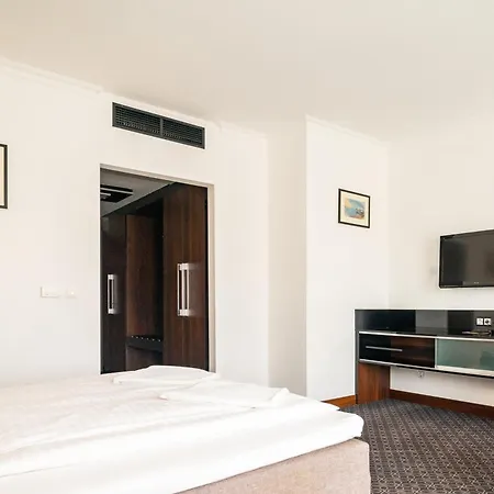 Hotel Castello & Thermal Spa Siklós Zewnętrze zdjęcie